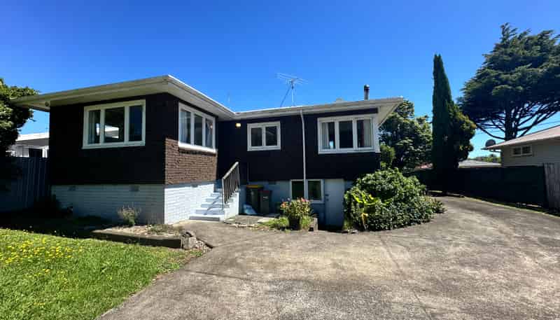 55 Tawa Crescent, Manurewa