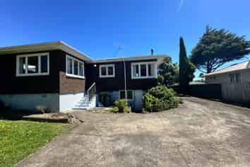 55 Tawa Crescent, Manurewa