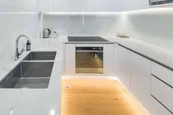 2/20 Esplanade, Sumner