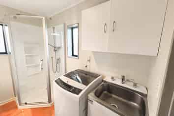 2/2 Vine Street, Mangere East