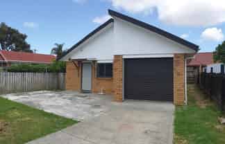 2/2 Vine Street, Mangere East