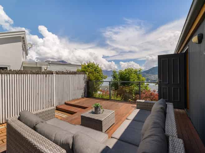 12B Windsor Place, Queenstown