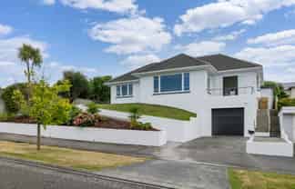 36 Rainforth Street, Roslyn