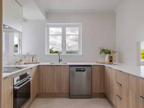 36 Rainforth Street, Roslyn