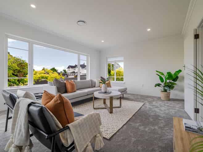 36 Rainforth Street, Roslyn