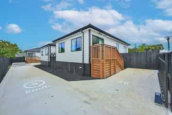 20 Collett Road, Otara