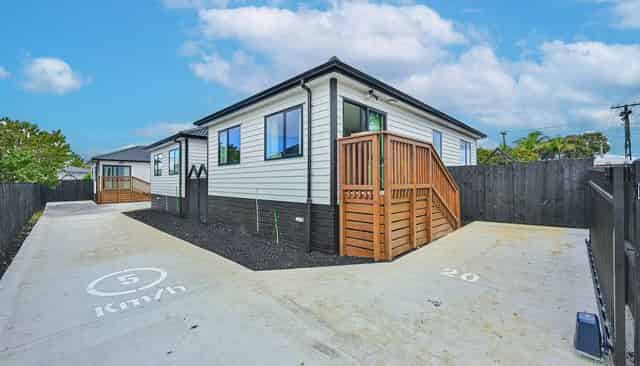 20 Collett Road, Otara