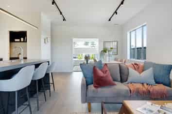 381 Te Taruna Drive, Milldale