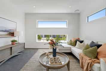 381 Te Taruna Drive, Milldale