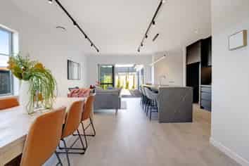 381 Te Taruna Drive, Milldale