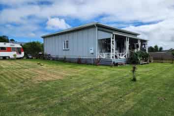 2 Mahuru Lane, Okato