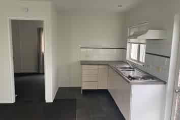 27a Stephanie Close, Glenfield