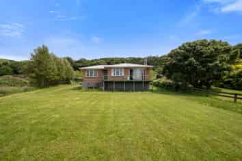 513 State Highway 33, Okere Falls