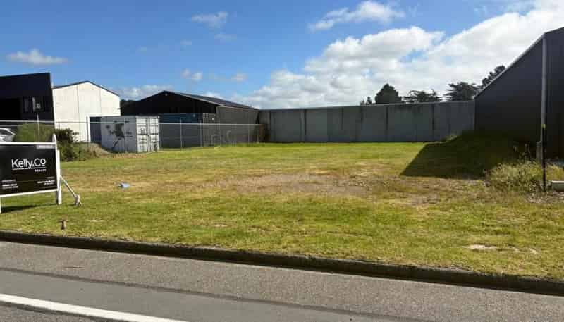 23 Riverbank Road, Otaki