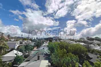 Newmarket Office 260sqm with 6 Car Parks