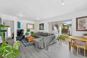 9B Woodvale Road, Glen Eden