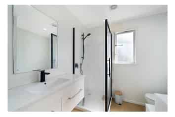 261 Sturges Road, Henderson