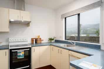 55B Ranui Terrace, Tawa