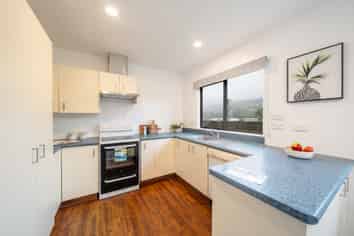 55B Ranui Terrace, Tawa