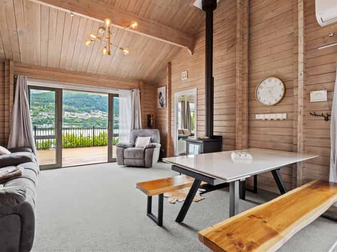 25 Oregon Drive, Kelvin Heights