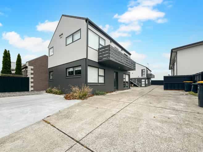 1/217 Fitzgerald Ave , Christchurch Central
