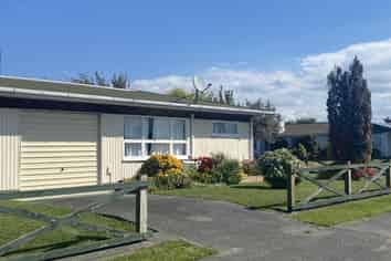 3/50 James Foley Avenue, Pirimai