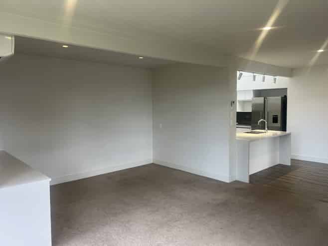 1B Liverpool Street, Hamilton Central