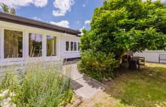 627 Nelson Street North, Mahora