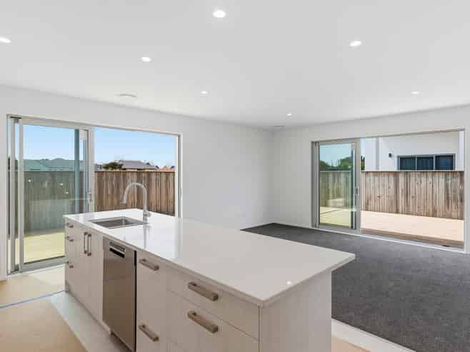 20 Bridford Way, Paraparaumu