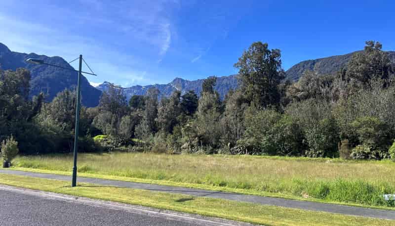 1-3 Frames Road, Fox Glacier