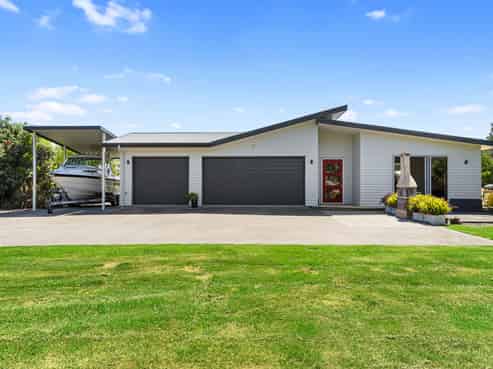 29 Royal Ascot Drive, Papamoa