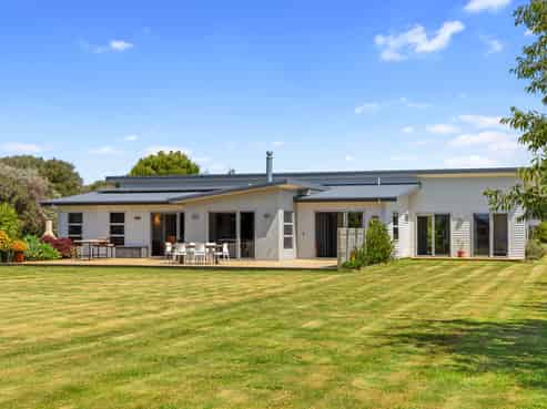 29 Royal Ascot Drive, Papamoa