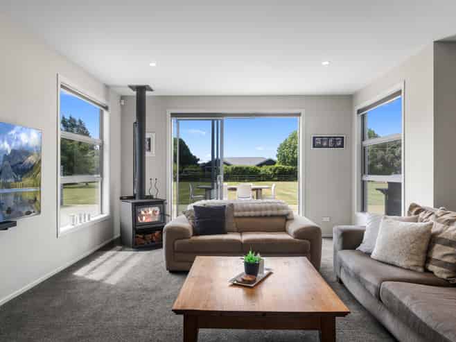 29 Royal Ascot Drive, Papamoa