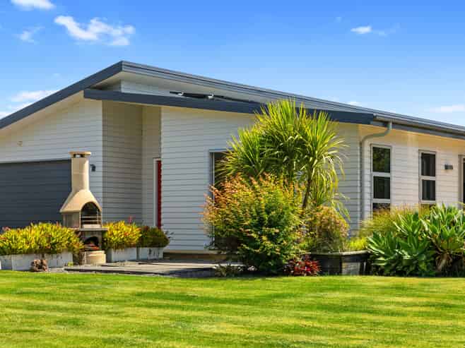 29 Royal Ascot Drive, Papamoa