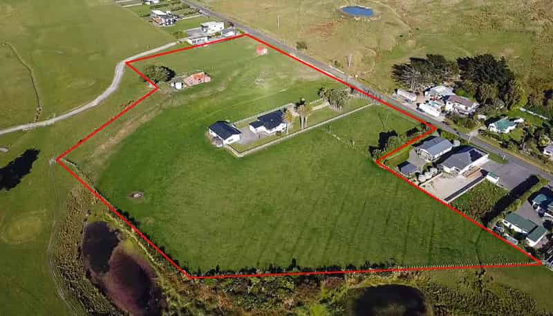 53 Seaview Road, Herbertville