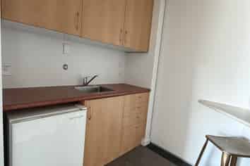 Premium Full-Floor Office in Uptown/Grafton!