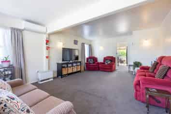 27 Mason Street, New Lynn