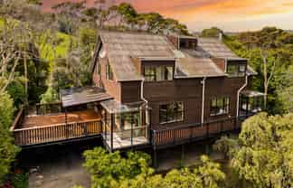 11 Chelivode Street, Waitati