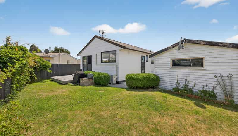 9a Nicholas Drive, Linwood