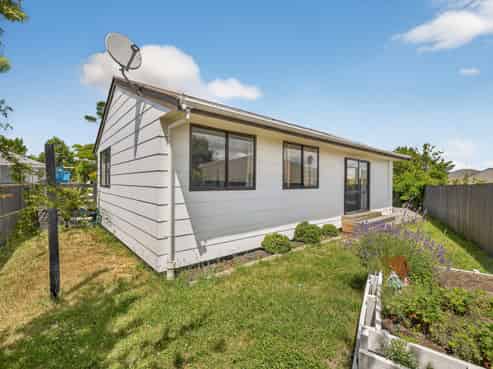 9a Nicholas Drive, Linwood