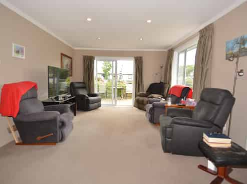 32 Joseph Street, Waverley