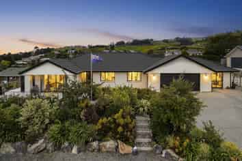 9 Goddard Way, Sawyers Bay