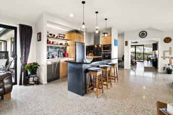 9 Goddard Way, Sawyers Bay