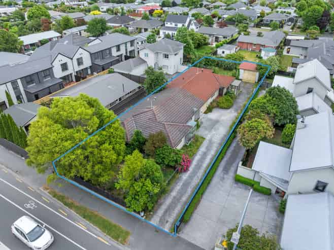 1&2/201 Innes Road, Saint Albans