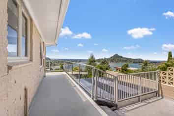 5 Pine Grove, Tairua
