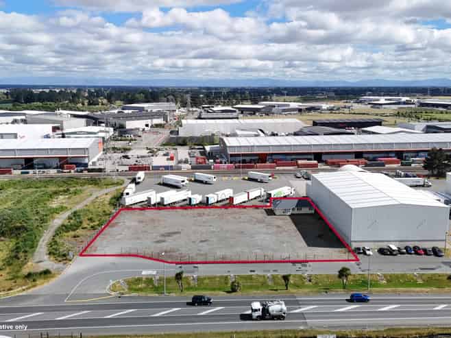 Prime location fenced yard