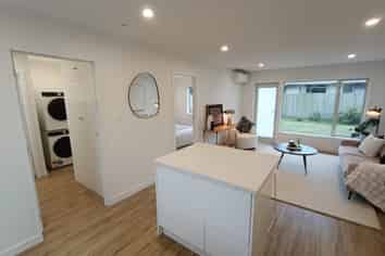 2/81 Fairfield Avenue, Addington