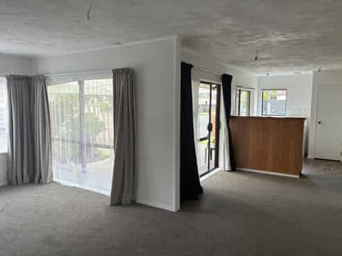 1/383 Blockhouse Bay Road, Blockhouse Bay