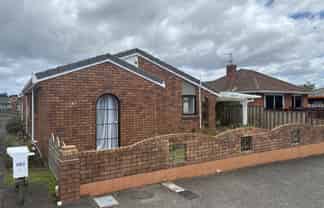 1/383 Blockhouse Bay Road, Blockhouse Bay