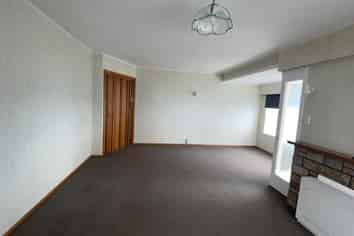 176 Ngamotu Road, Spotswood